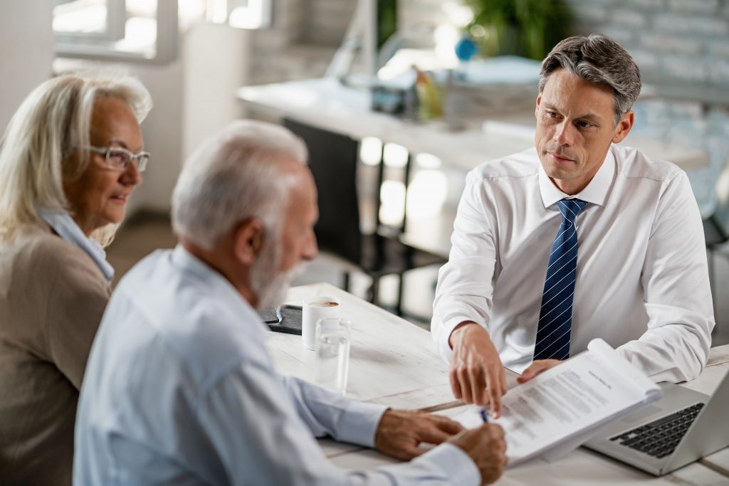 Faire appel à un courtier pour son rachat de crédit